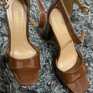BAMBOO Women's Tan Patent Heels